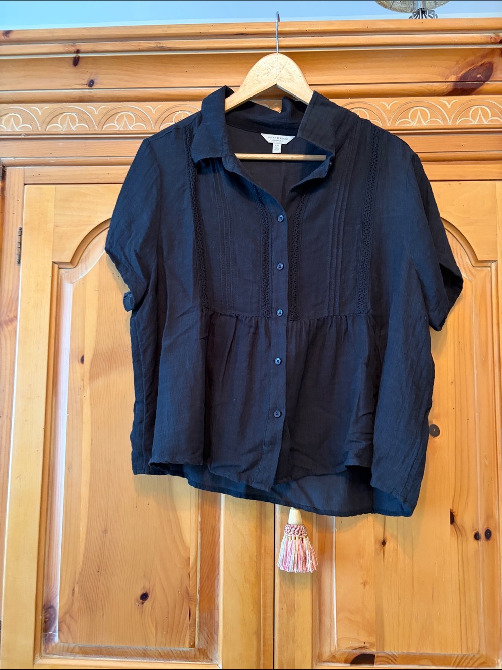 Lucky Brand Black Short-Sleeve Button Front Blouse